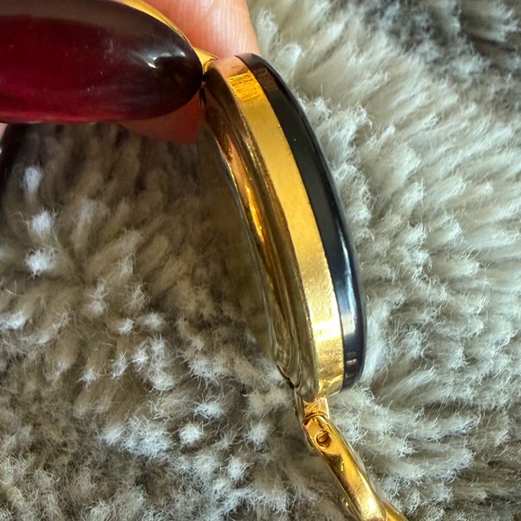 Vintage Gucci Bezel Watch - Picture 6 of 11